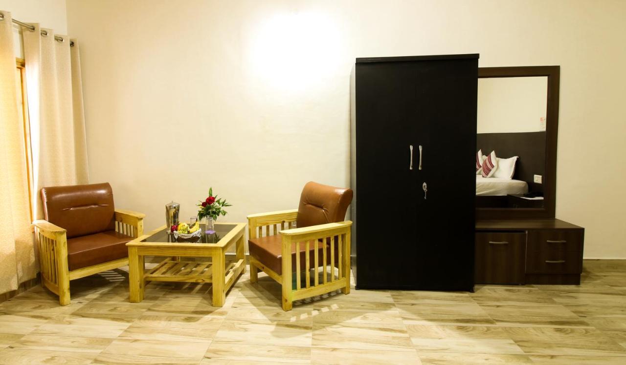 Chaman Vatika Kulu Exterior foto
